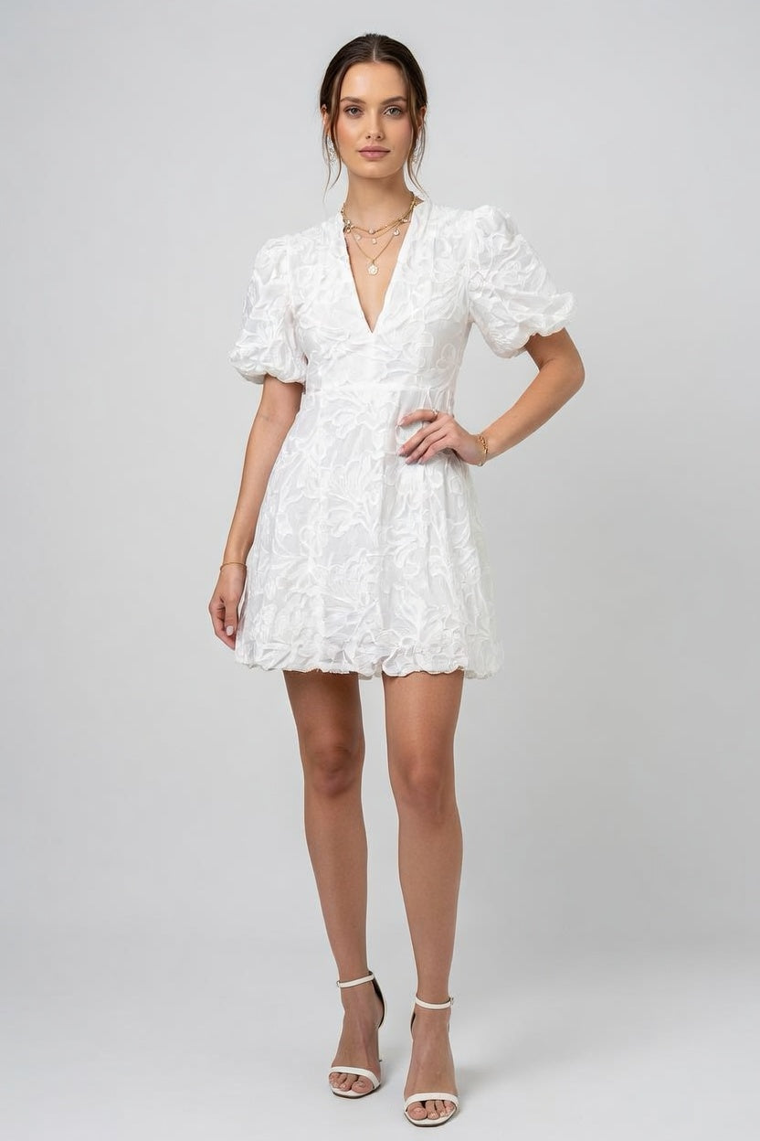 Mira Pofmouw Babydoll Mini Jurk met Bloemenprint