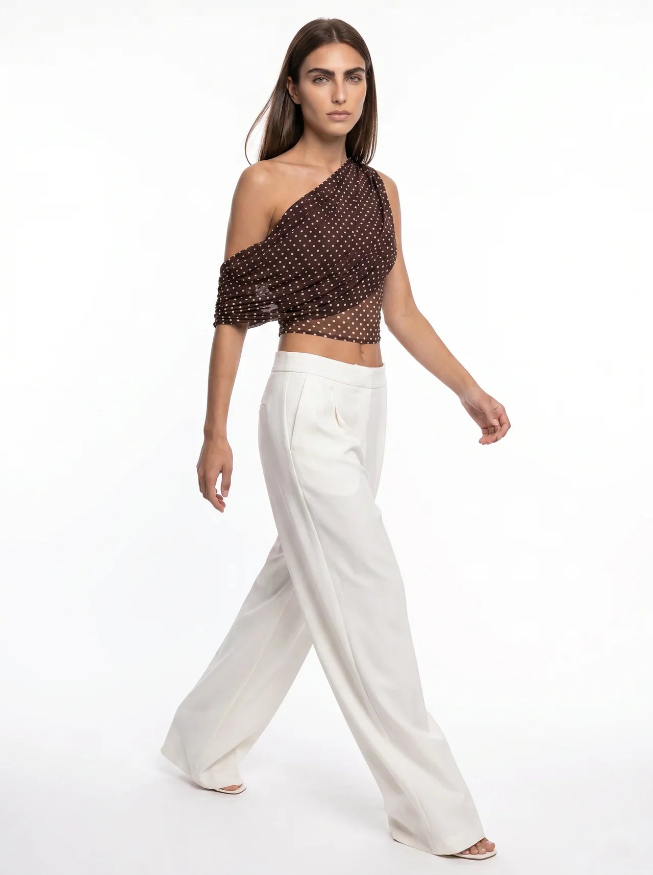 Clothilde One Shoulder Top met Stippenprint