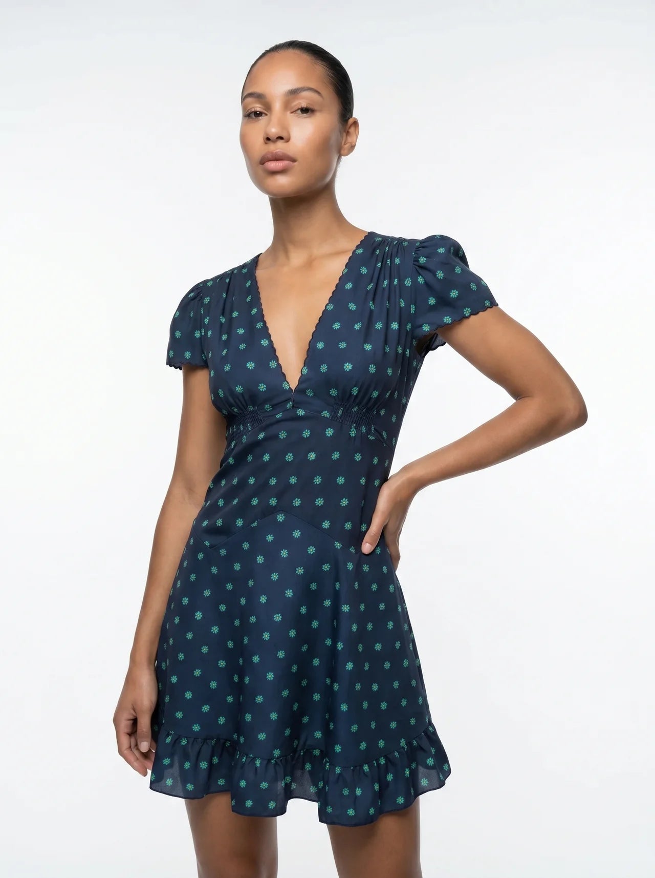 Flavie Mini Jurk Bloemenprint Diepe V-hals