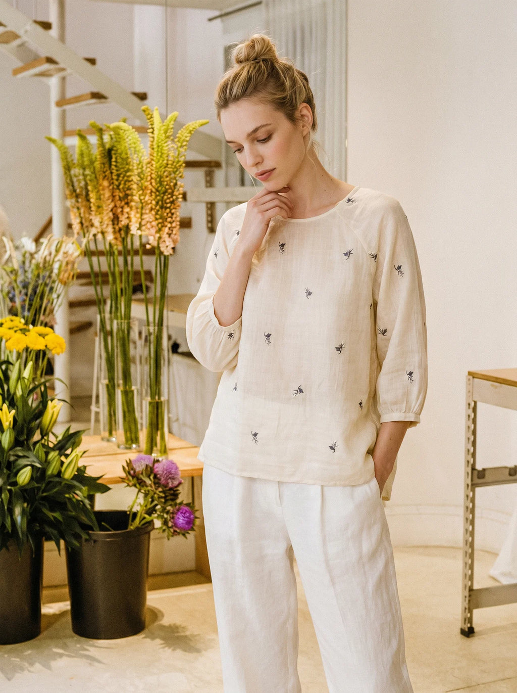 Albertine Geborduurd Blouse