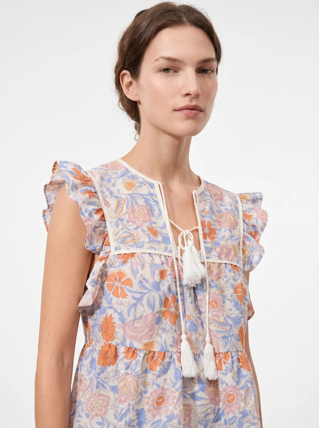 Faustine Mouwloze Blouse met Ruches en Kwastjes