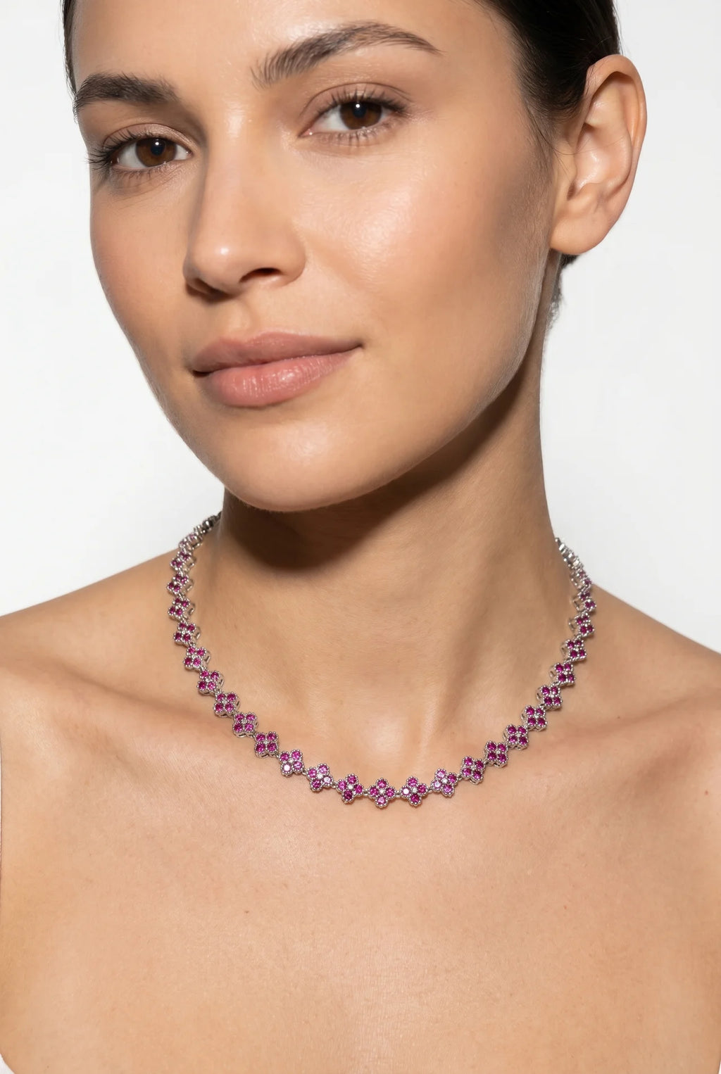 Iris Bloemen Ketting met Zirkonia