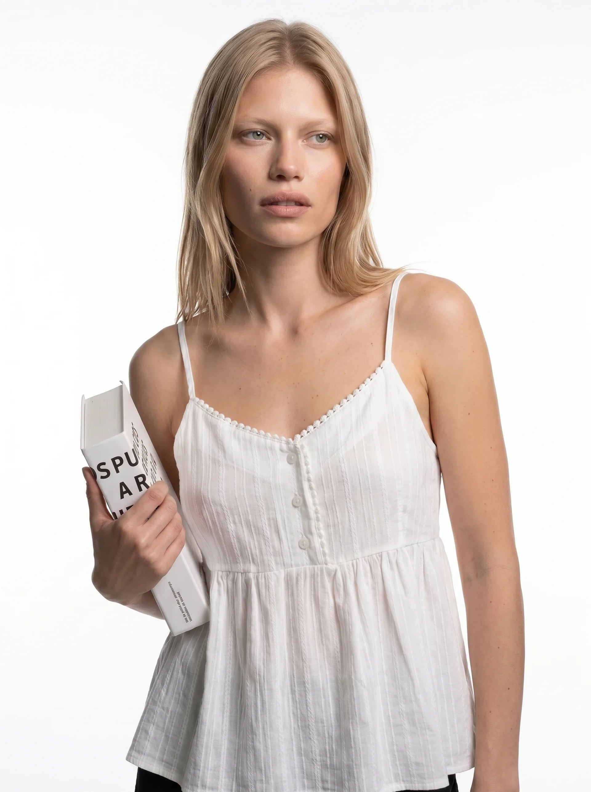 Sandrine Mouwloze Blouse met V-Hals en Volant Zoom