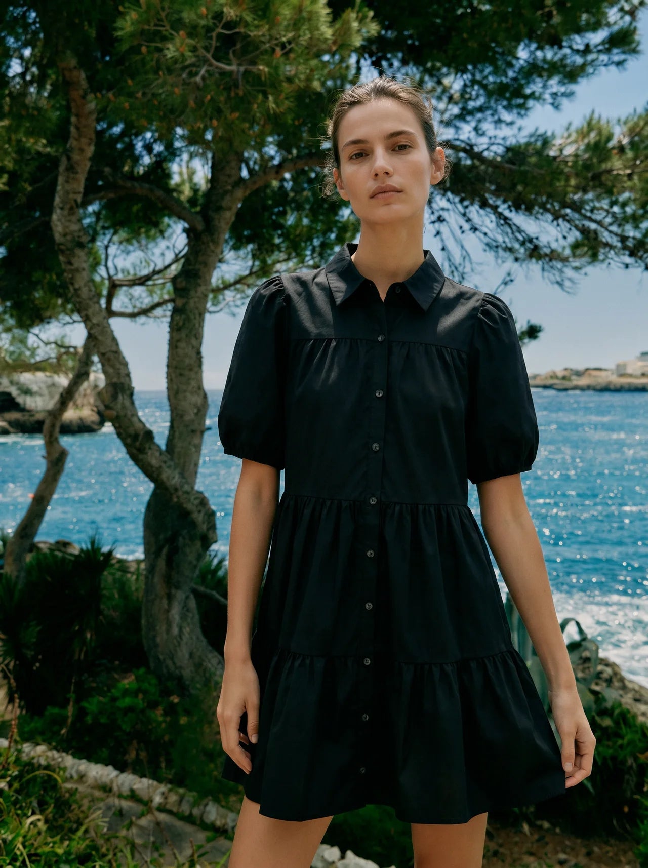 Sabine Mini Blousejurk met Pofmouwen en Gelaagde Rok