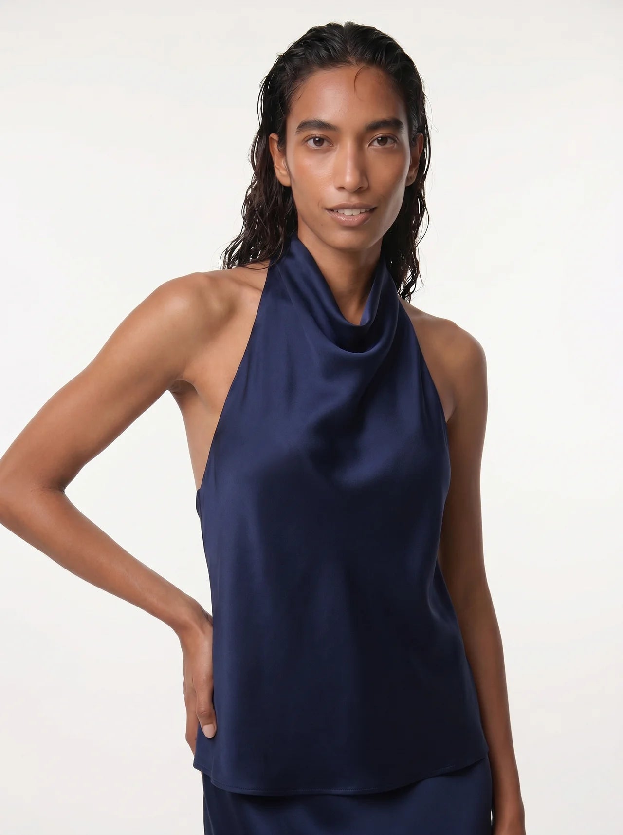 Geneviève Satijnen Halter Top met Cowl Neck