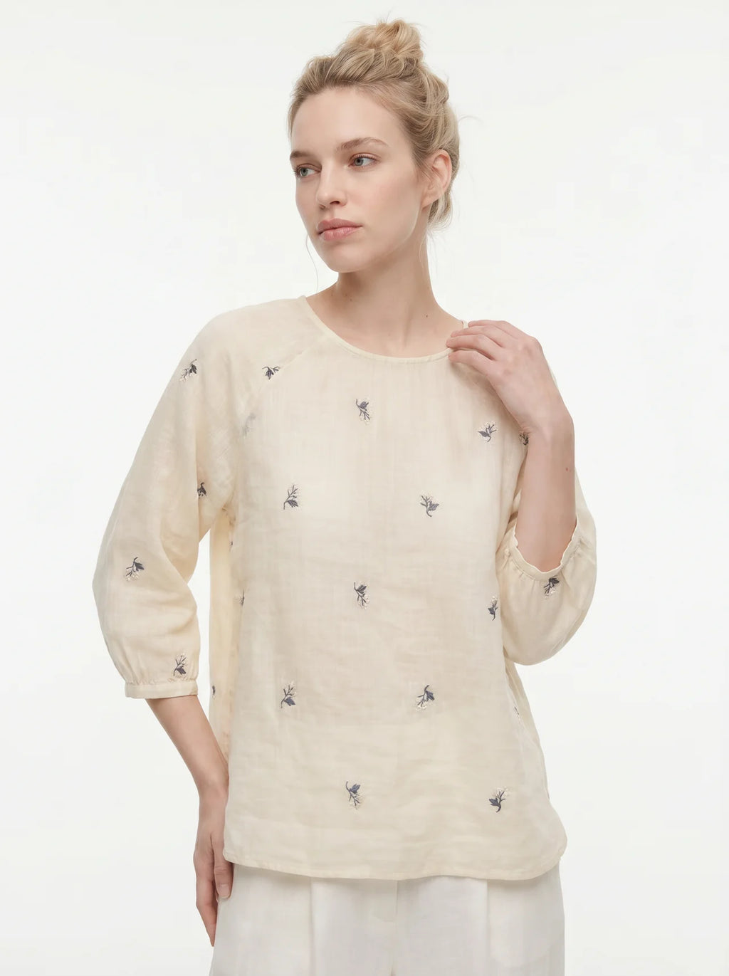 Albertine Geborduurd Blouse