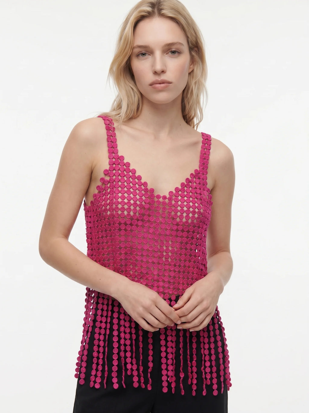 Sidonie Open Gehaakte Top met Cirkeldetails en Franjes