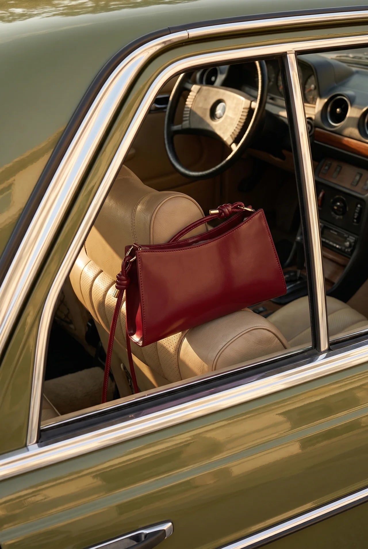 Diane Shoulder Bag