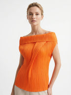 Bérénice Geplisseerde Top met Asymmetrische Drapering