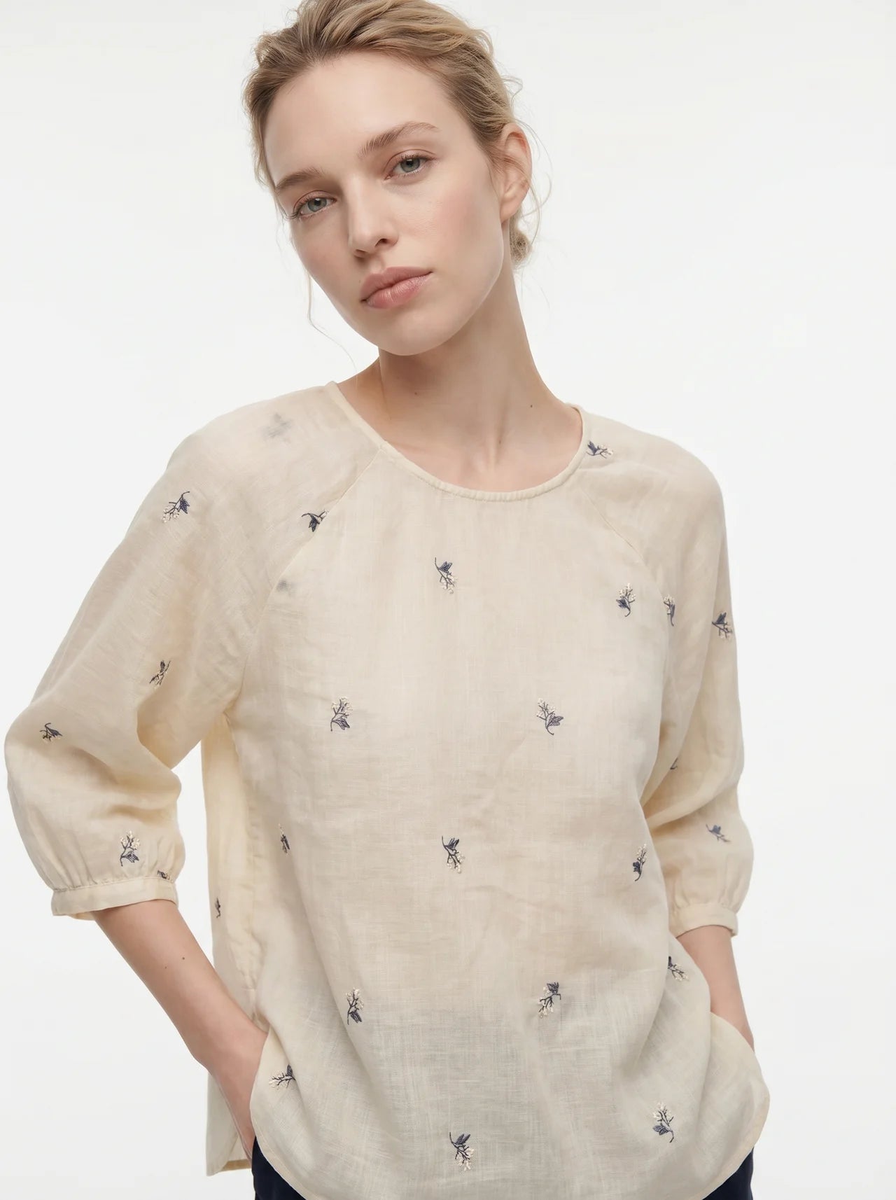 Albertine Geborduurd Blouse