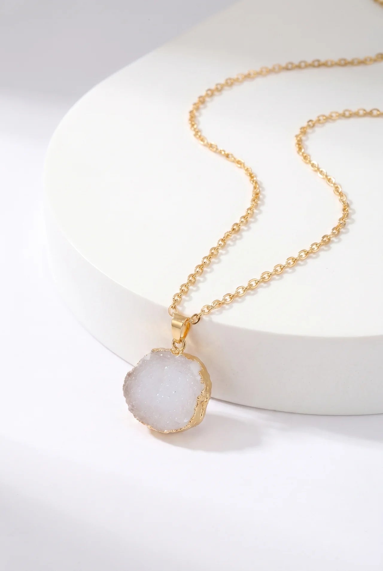 Soleil Gouden Ketting met Ronde Hars Hanger