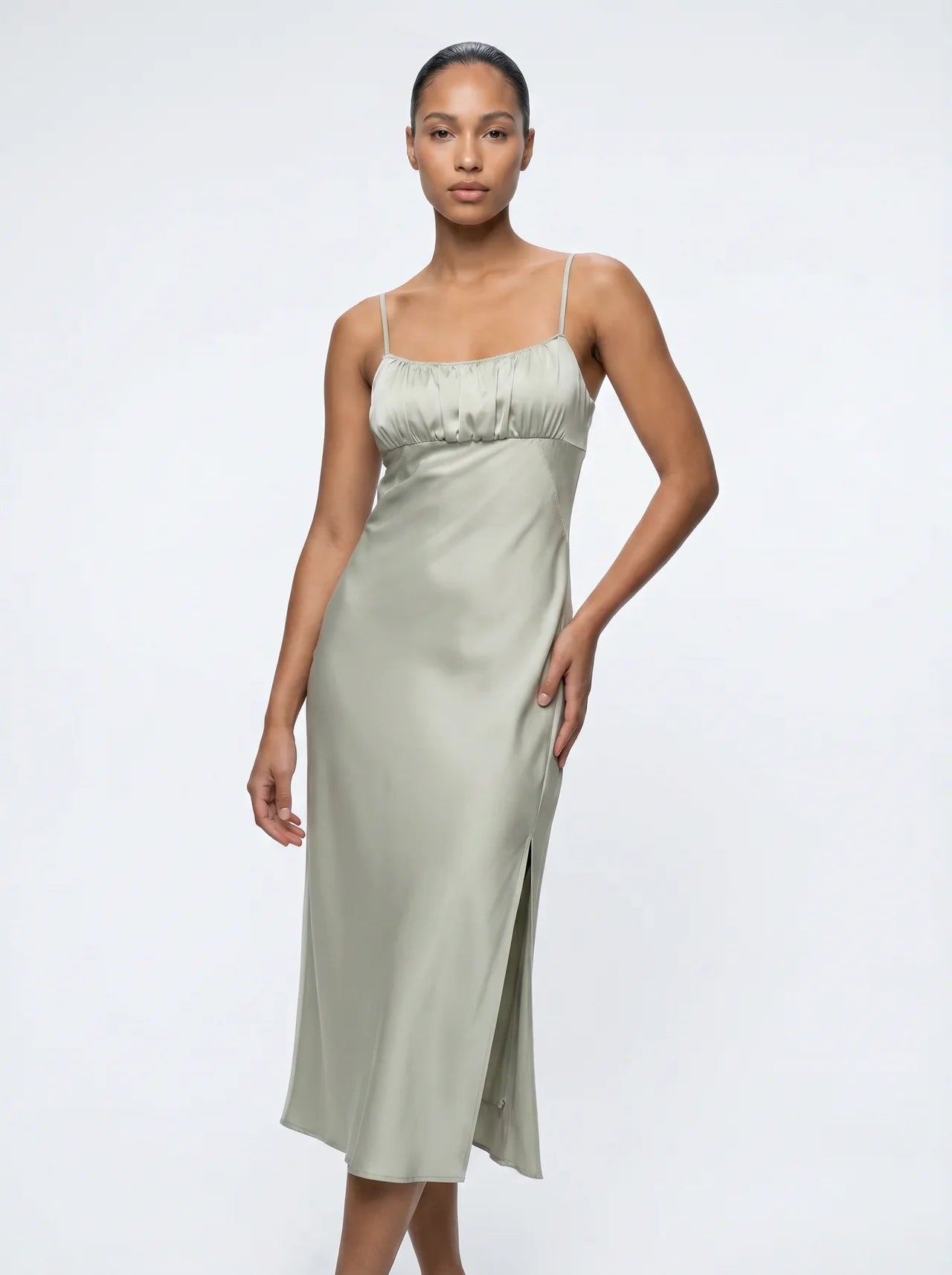 Laurence Satijnen Slip Dress Gerimpeld Lijfje Open Rug