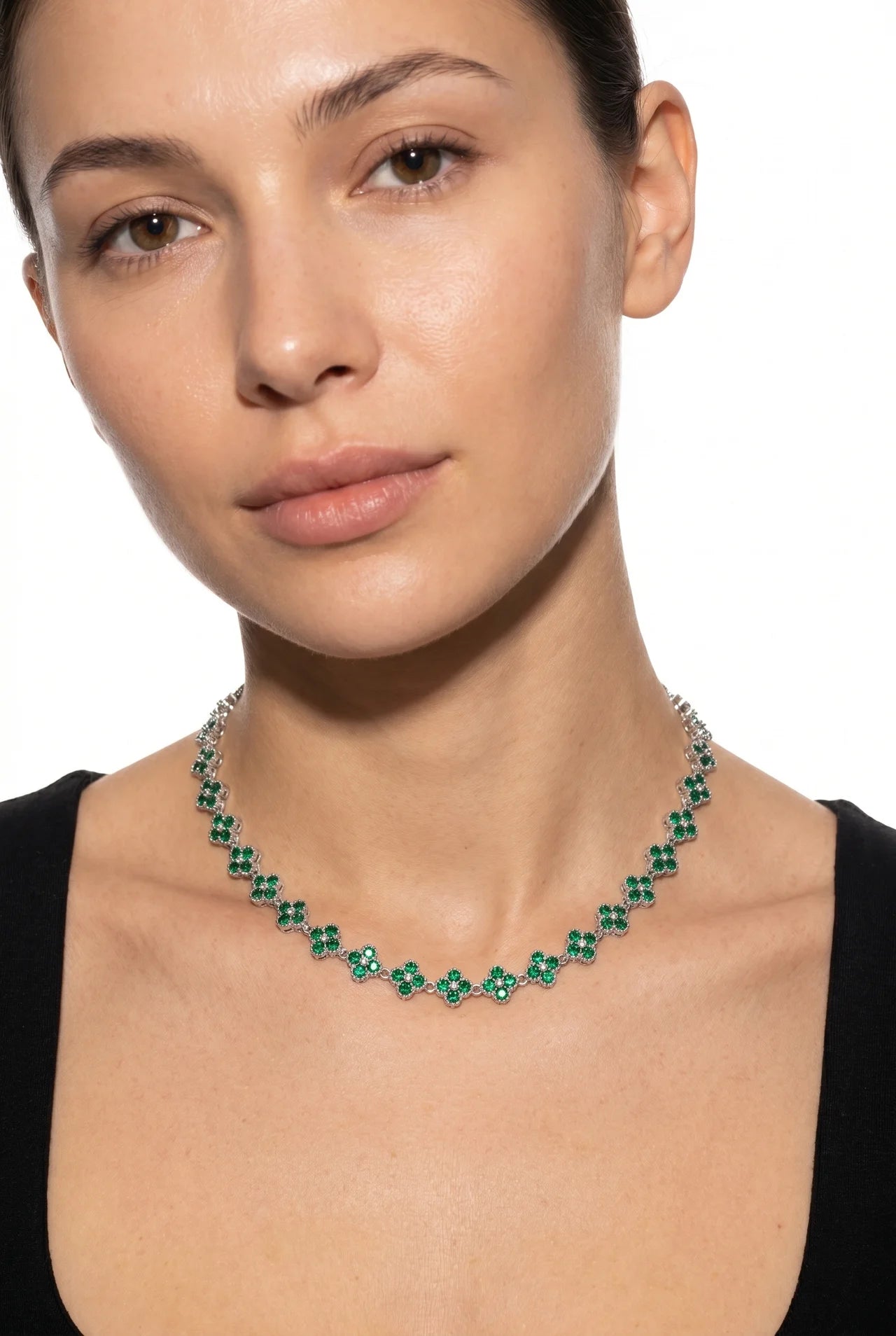 Iris Bloemen Ketting met Zirkonia