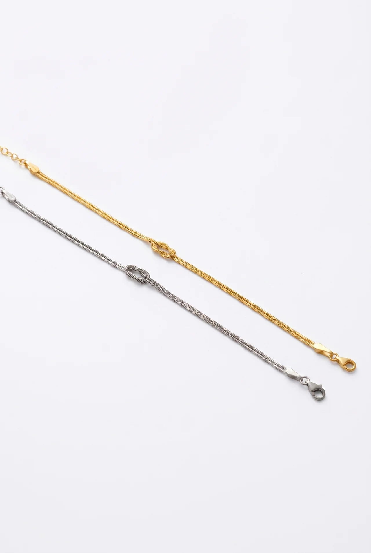 Livia Armband met Liefdesknoop